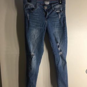 Jeans with detailing